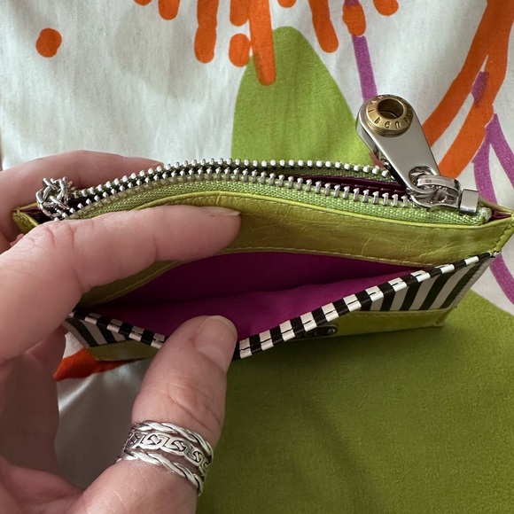 NWOT Henri Bendel Striped Mini Leather CoinPurse/CardHolder & keychain! ๐คฉ๐๐ค๐ฉท๐ค๐คฉ - Picture 7 of 7